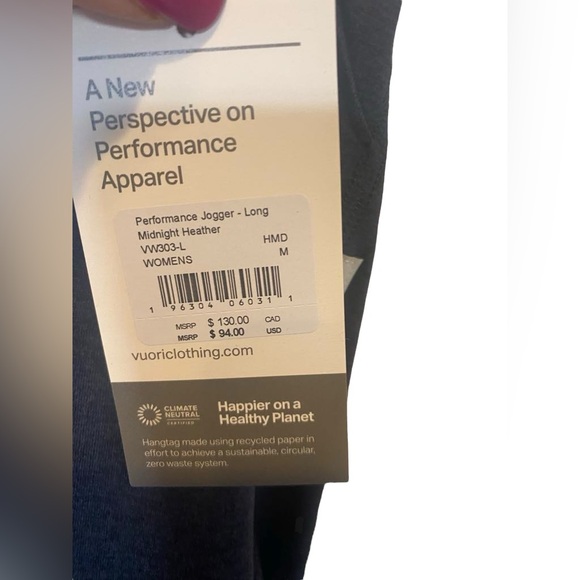 NWT Vuori performance joggers long Size M - Picture 4 of 5